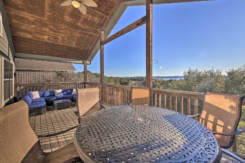 House with Outdoor Oasis Less Than 3 Miles from Canyon Lake! image 6